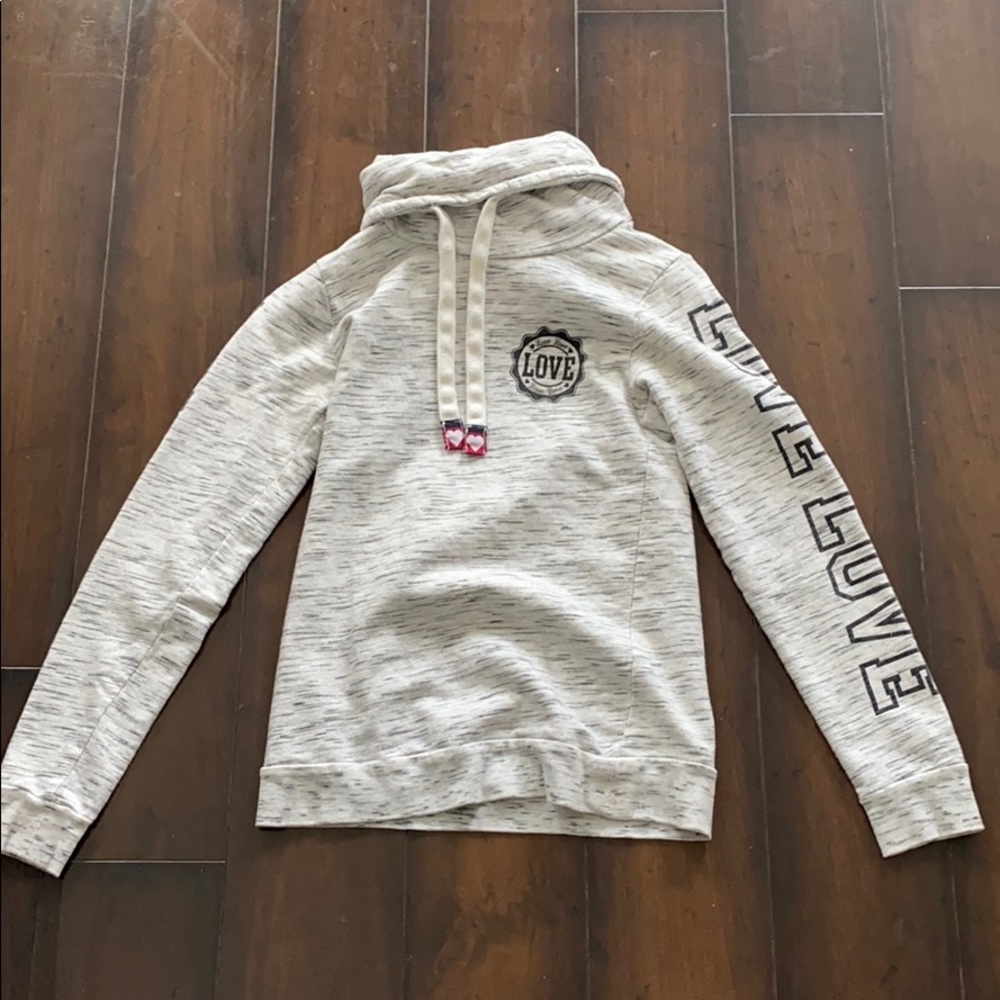 Turtleneck Pull Over (sweater)